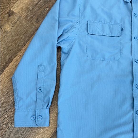 Duluth Trading Blue Long Sleeve Button-Up Shirt 35% Coolplus - Picture 6 of 16